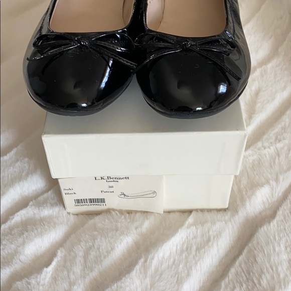 LK Bennett black patent flat with bow Suki size 38 - Picture 8 of 8